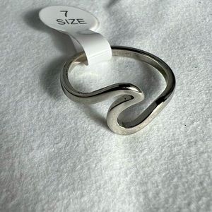 Sliver wave ring